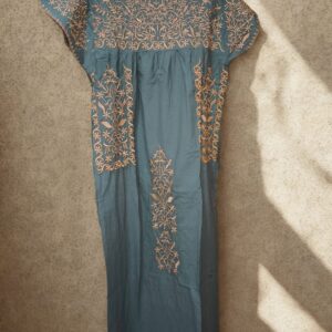 Vestido mexicano largo bordado